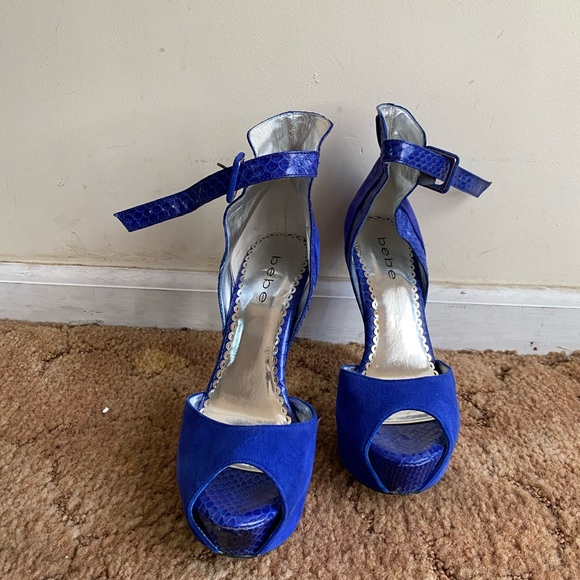 bebe - Picture 4 of 4